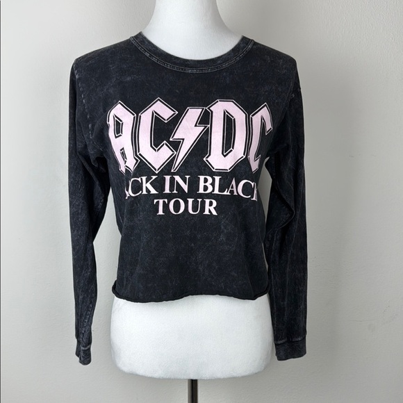 AC/DC Black In Black Tour Graphic Crop‎ Tee XS - Picture 3 of 9